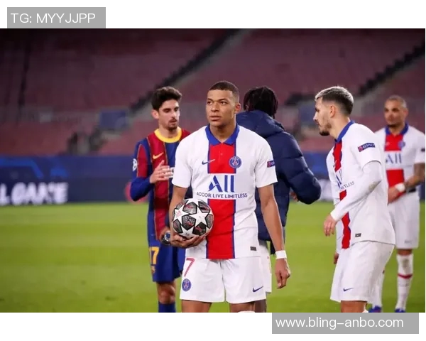 平地惊雷切利克被队友撞倒小基恩禁区外怒射轰出惊世之球