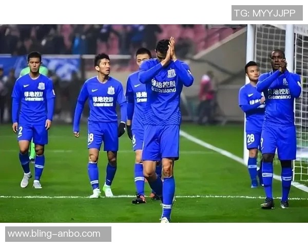 广岛三箭主帅斯基贝宣布赛季结束后辞职将迎最后一战对阵申花